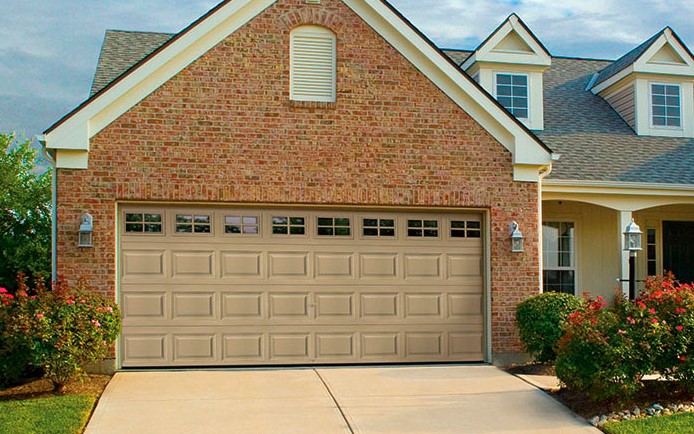 5 Factors to Consider When Choosing Commercial Garage Doors