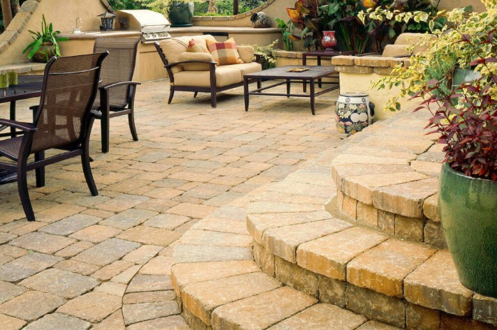 Choosing the Right Pavers for Your Patio – A Comprehensive Guide
