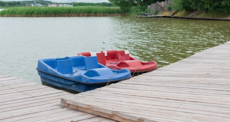 The Ultimate Guide to Choosing the Right Floating Boat Dock